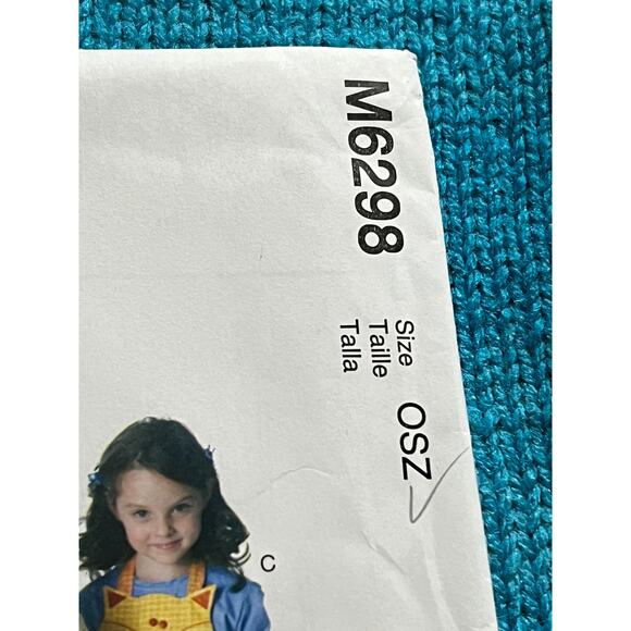 McCalls 6298 Sewing pattern Kids apron animal bunny dop frog cat - Picture 2 of 7